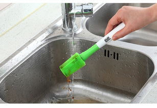 合慶硅膠杯刷家用長(zhǎng)柄玻璃杯360度旋轉(zhuǎn)軟毛牛奶瓶清潔刷廚房用刷